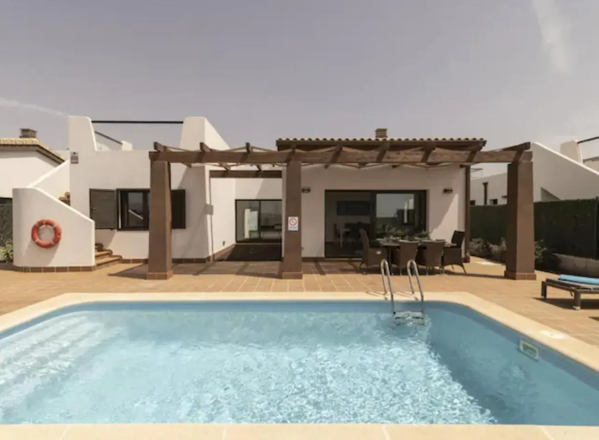 Lightbooking Pueblo Majorero Piscina Climatizada Jove 10 Caleta De Fuste