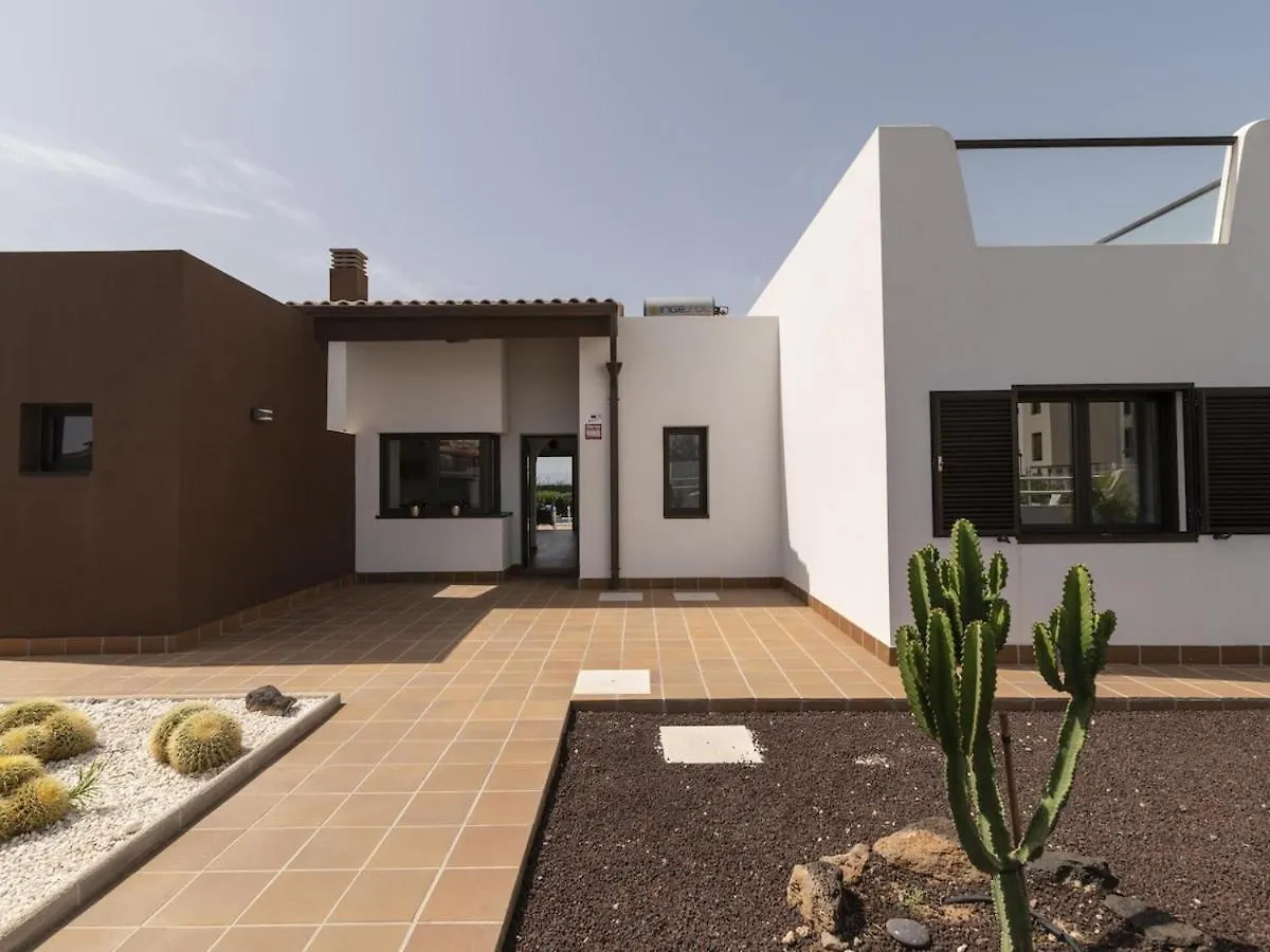 Lightbooking Pueblo Majorero Piscina Climatizada Jove 10 Caleta De Fuste
